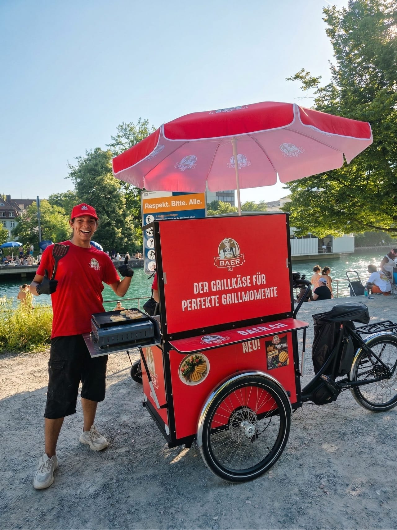 Promoterin im Kundengespräch